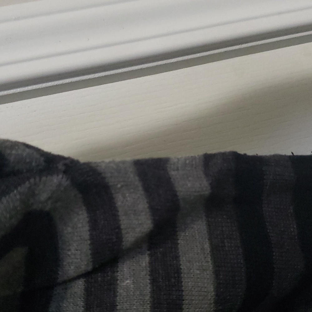 3/$15 Men's v-neck striped sweater - Picture 5 of 5